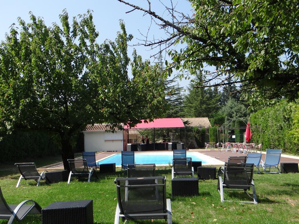 Hotel Domaine Du Val De Ceze Bagnols-sur-Cèze Exterior foto