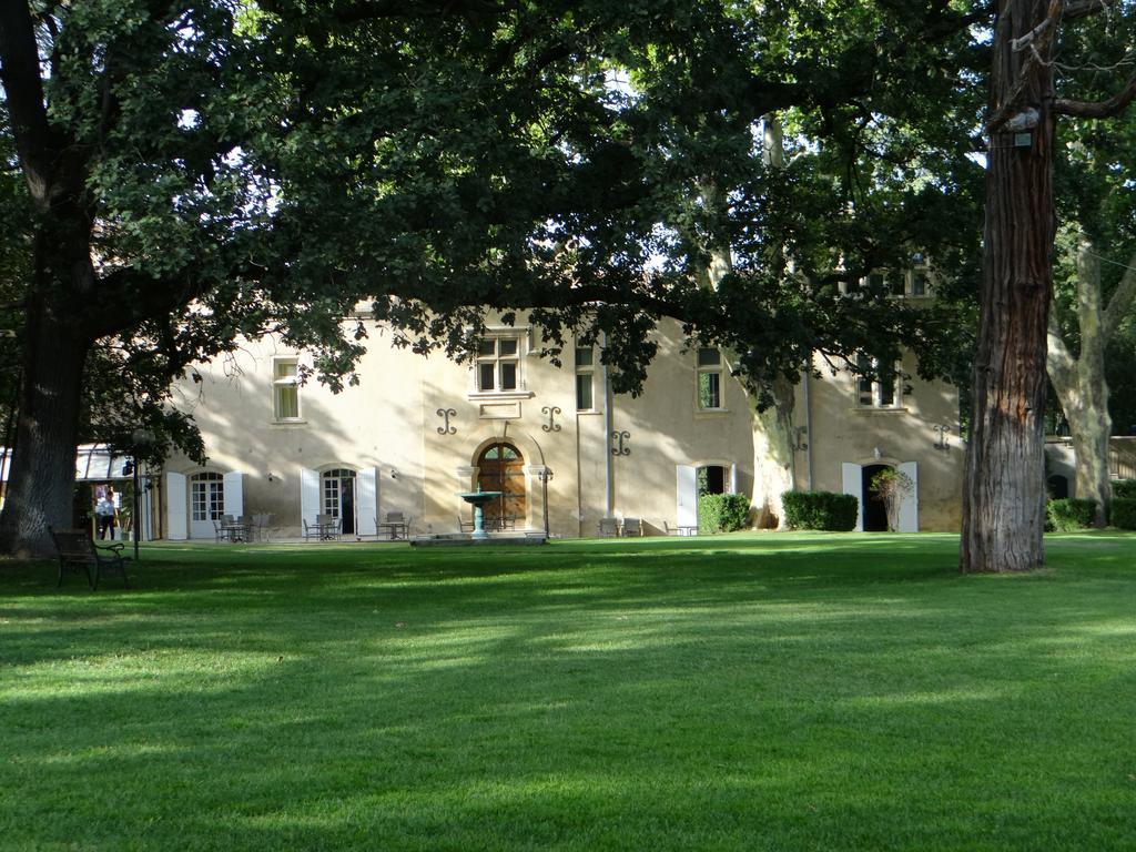 Hotel Domaine Du Val De Ceze Bagnols-sur-Cèze Exterior foto