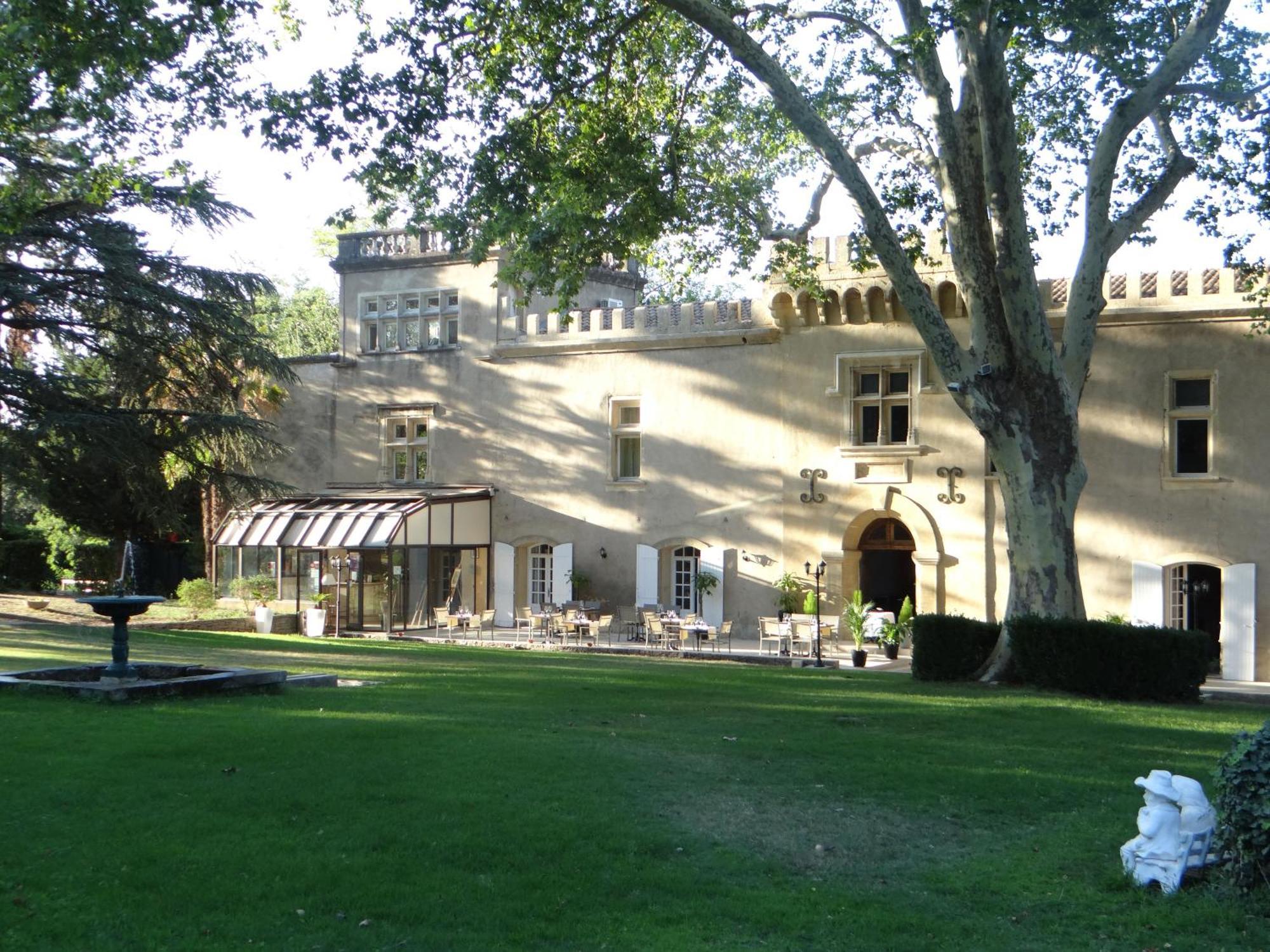 Hotel Domaine Du Val De Ceze Bagnols-sur-Cèze Exterior foto